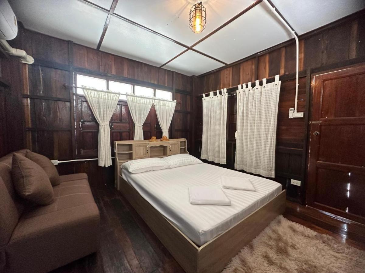 ม่วนใจ๋ปันสุข โฮมสเตย์แอนคาเฟ่ Muanjai Punsuk Homestay And Cafe Chom Thong Buitenkant foto