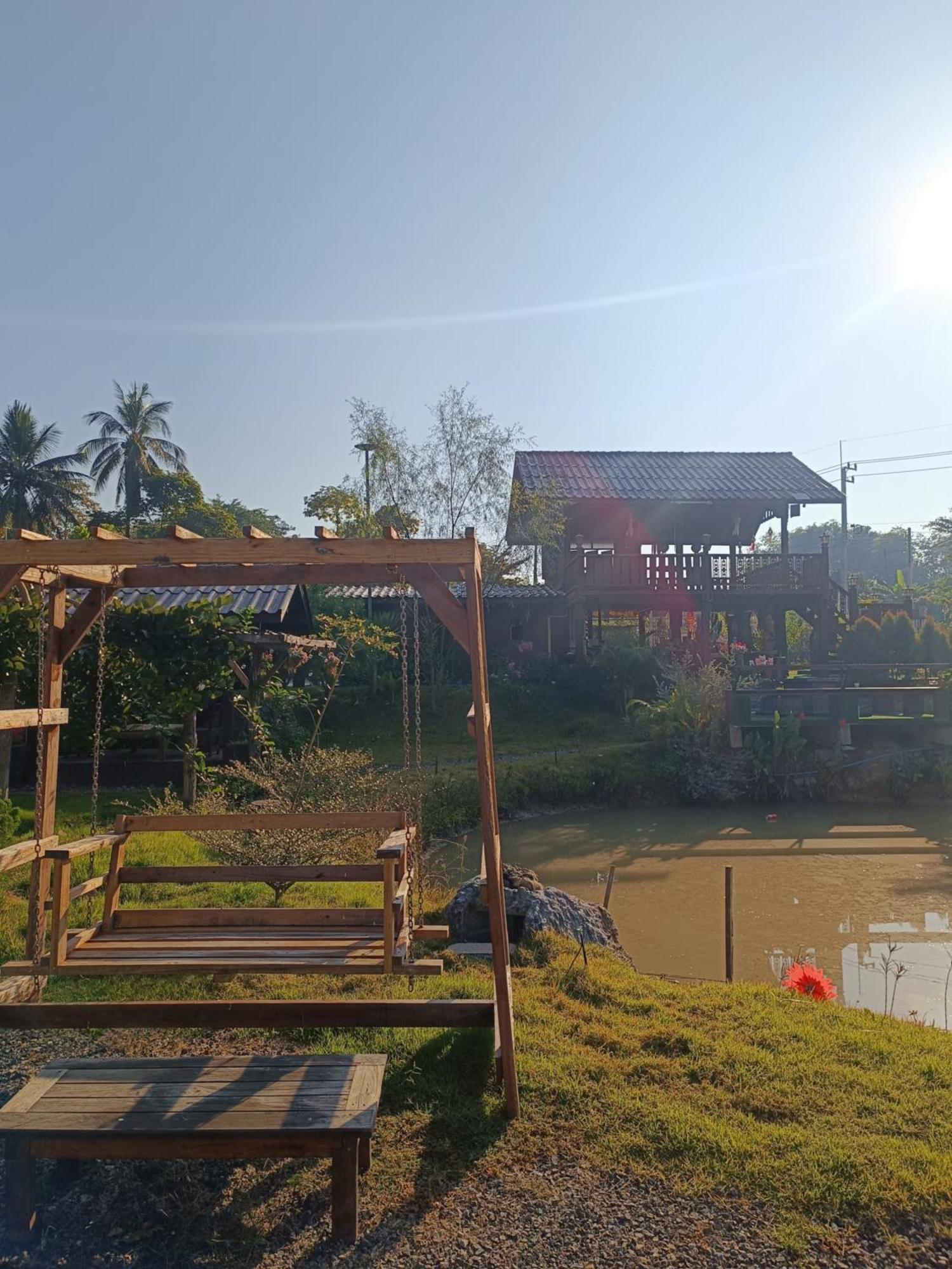 ม่วนใจ๋ปันสุข โฮมสเตย์แอนคาเฟ่ Muanjai Punsuk Homestay And Cafe Chom Thong Buitenkant foto