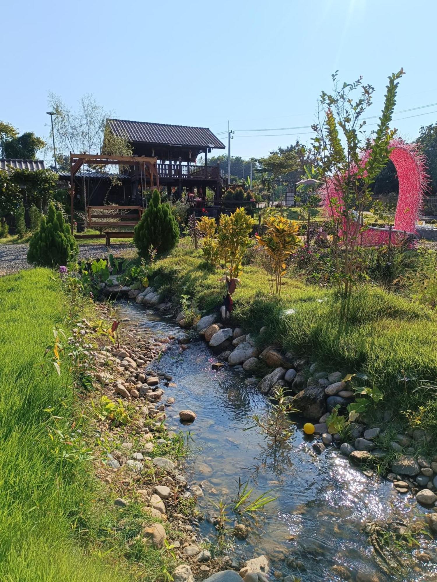 ม่วนใจ๋ปันสุข โฮมสเตย์แอนคาเฟ่ Muanjai Punsuk Homestay And Cafe Chom Thong Buitenkant foto