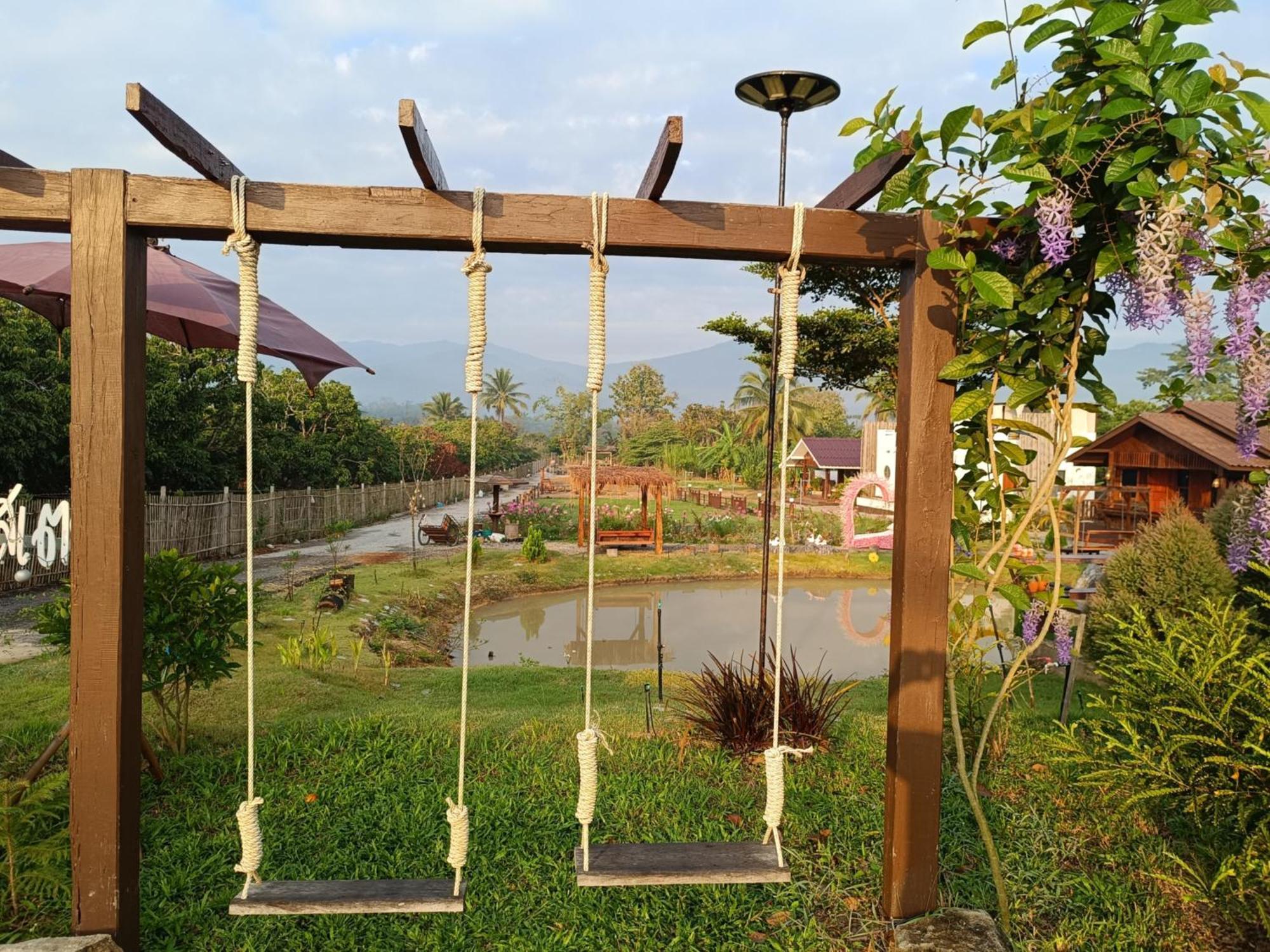 ม่วนใจ๋ปันสุข โฮมสเตย์แอนคาเฟ่ Muanjai Punsuk Homestay And Cafe Chom Thong Buitenkant foto